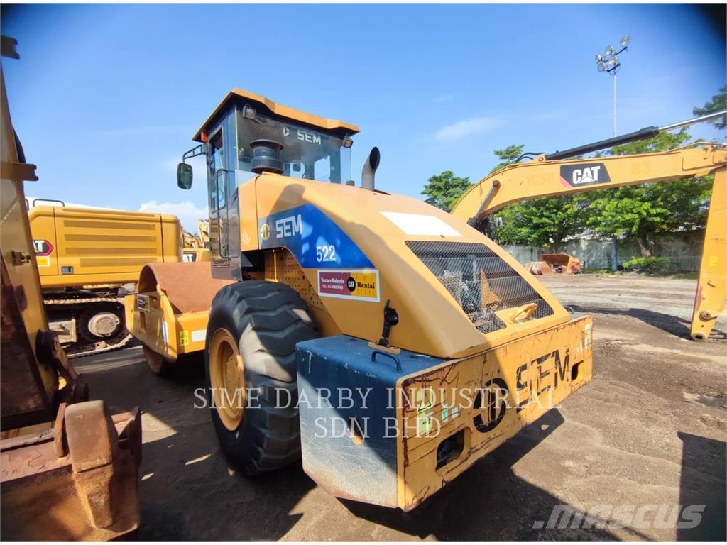 SEM MACHINERY SEM 522 Compactadores de suelo