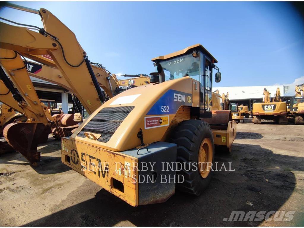 SEM MACHINERY SEM 522 Compactadores de suelo