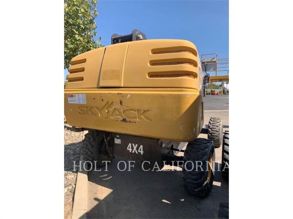 Skyjack BOOM S45 Plataforma de trabajo articulada