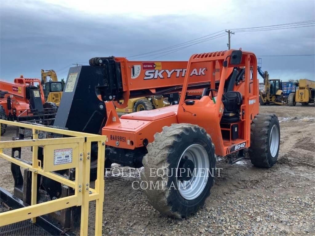 SkyTrak 8042O Carretillas telescópicas