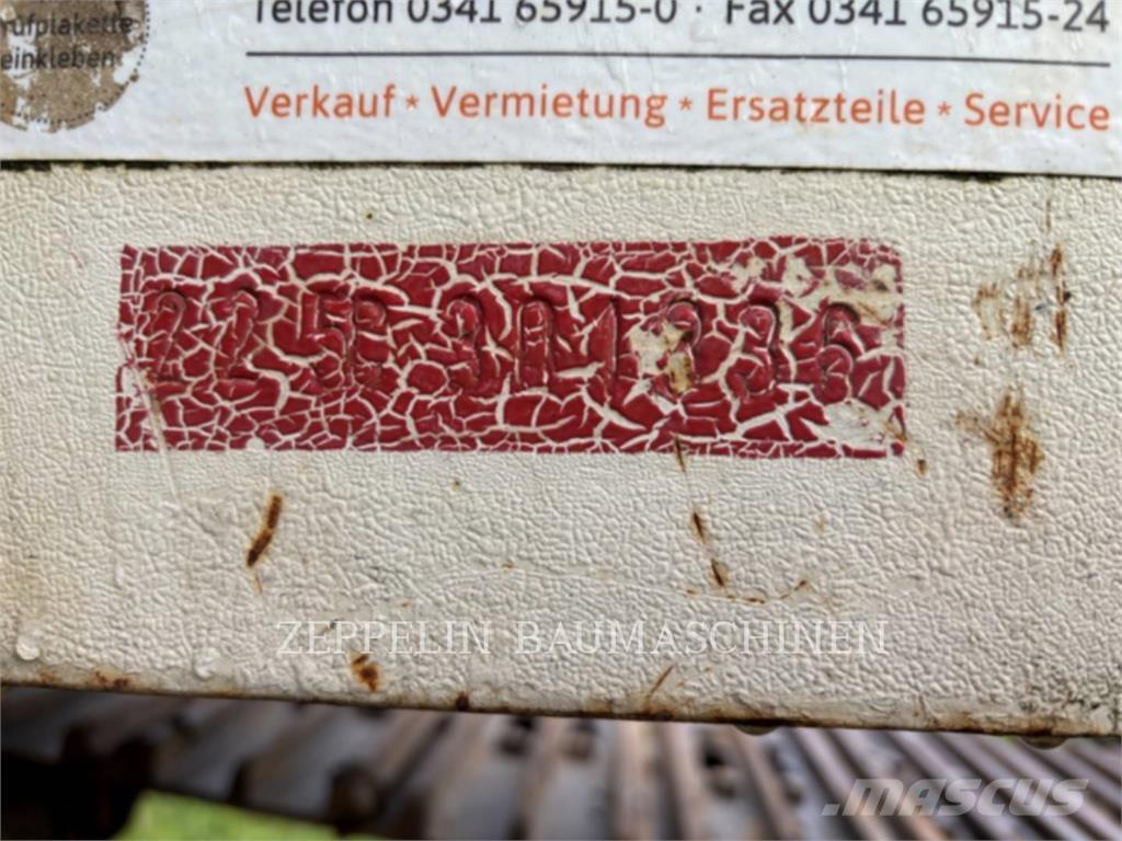 Terex TC225LC Excavadoras de cadenas