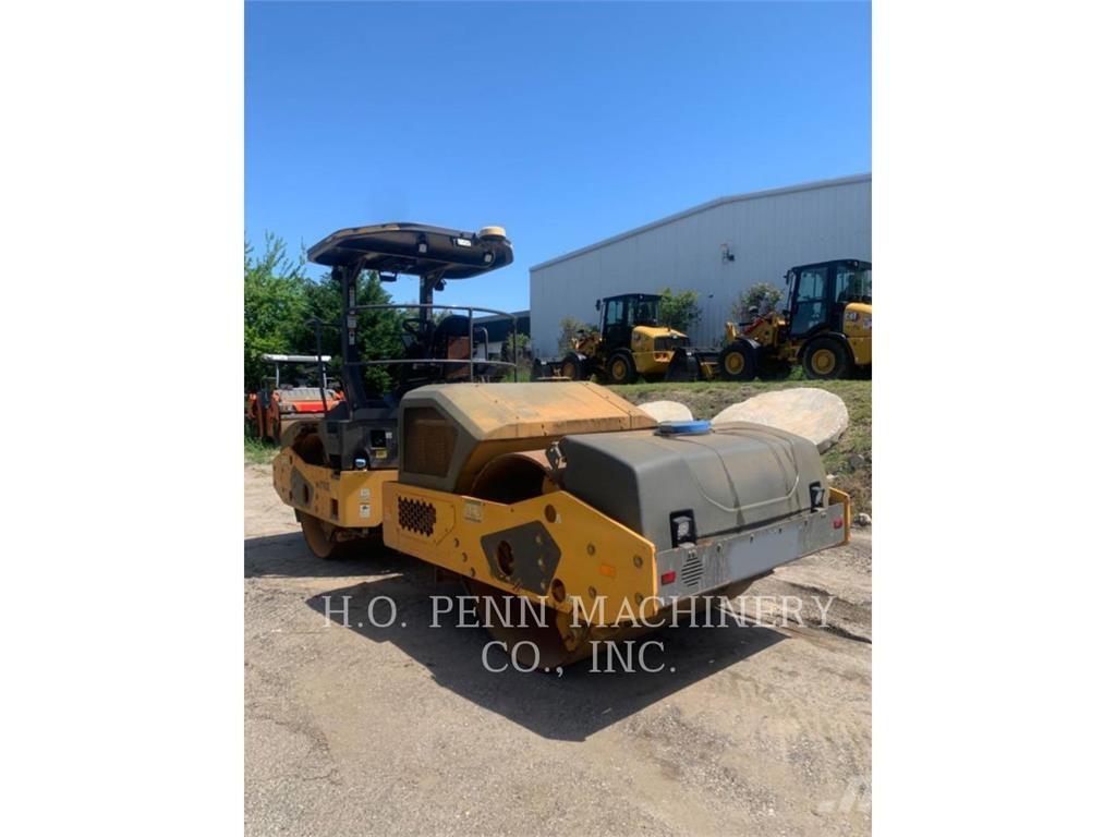 Volvo D110B Compactadores de suelo