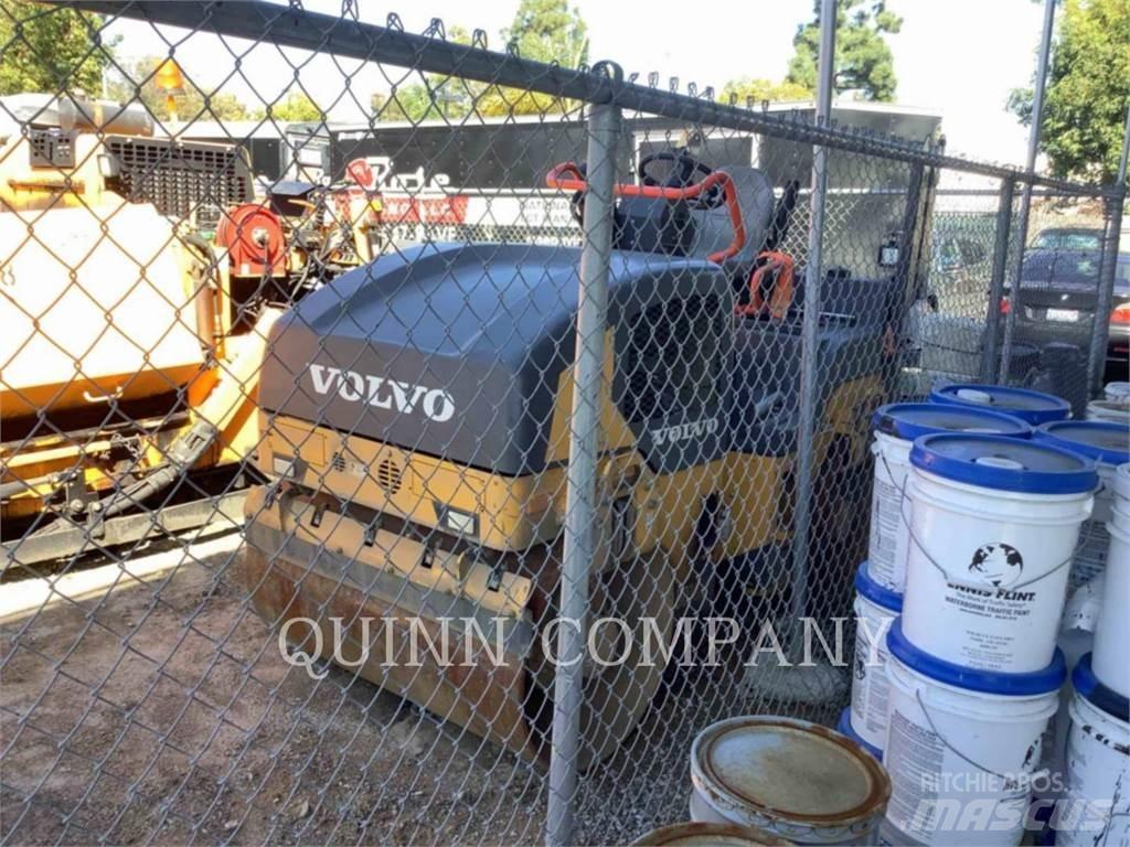 Volvo DD308 Pulverizador de asfalto