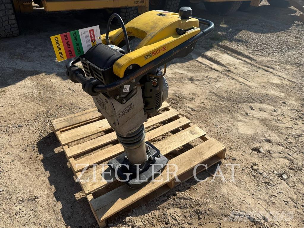 Wacker BS50-2 Compactadores de suelo