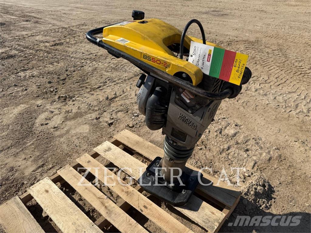 Wacker BS50-2 Compactadores de suelo