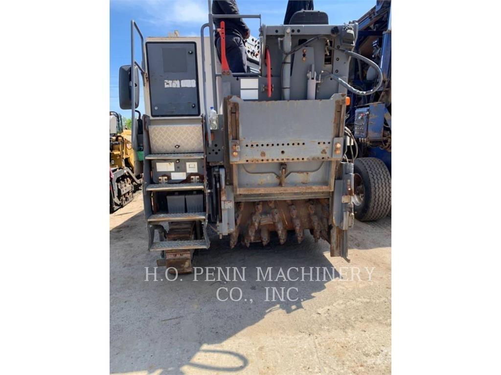 Wirtgen W120F Equipos para la estabilización de suelos y reciclaje de asfalto