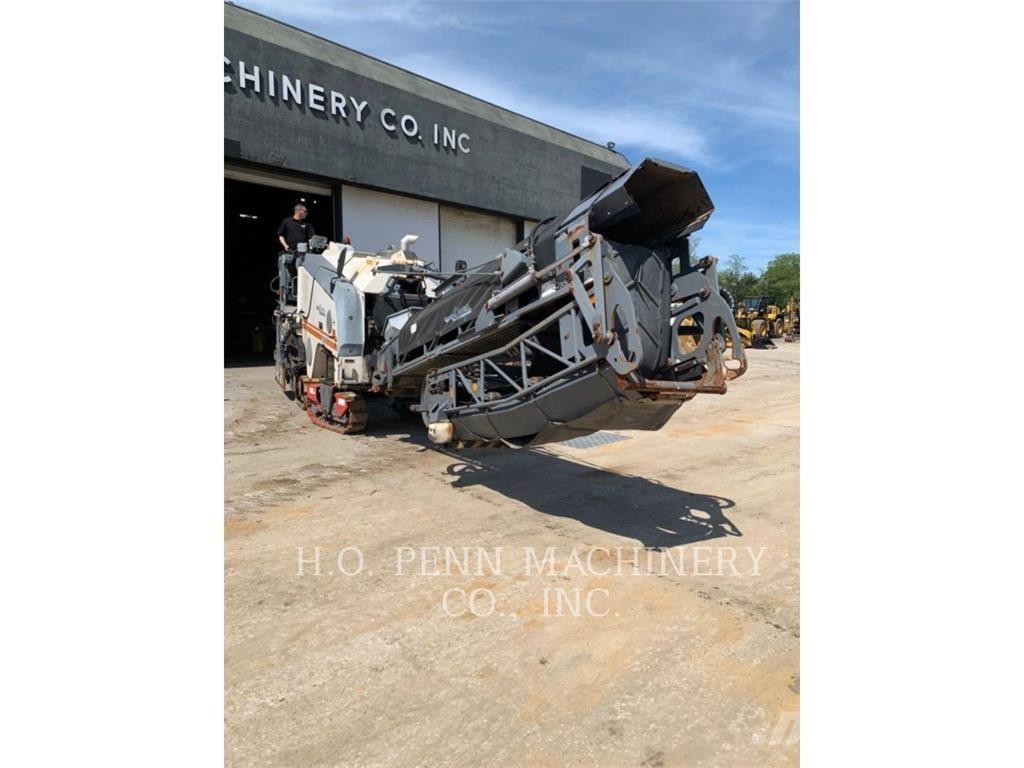 Wirtgen W120F Equipos para la estabilización de suelos y reciclaje de asfalto