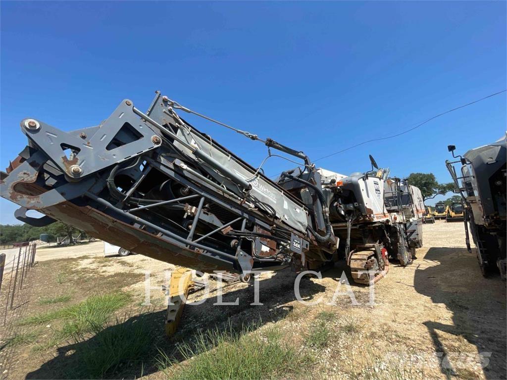 Wirtgen W220 Máquinas moledoras de asfalto en frío