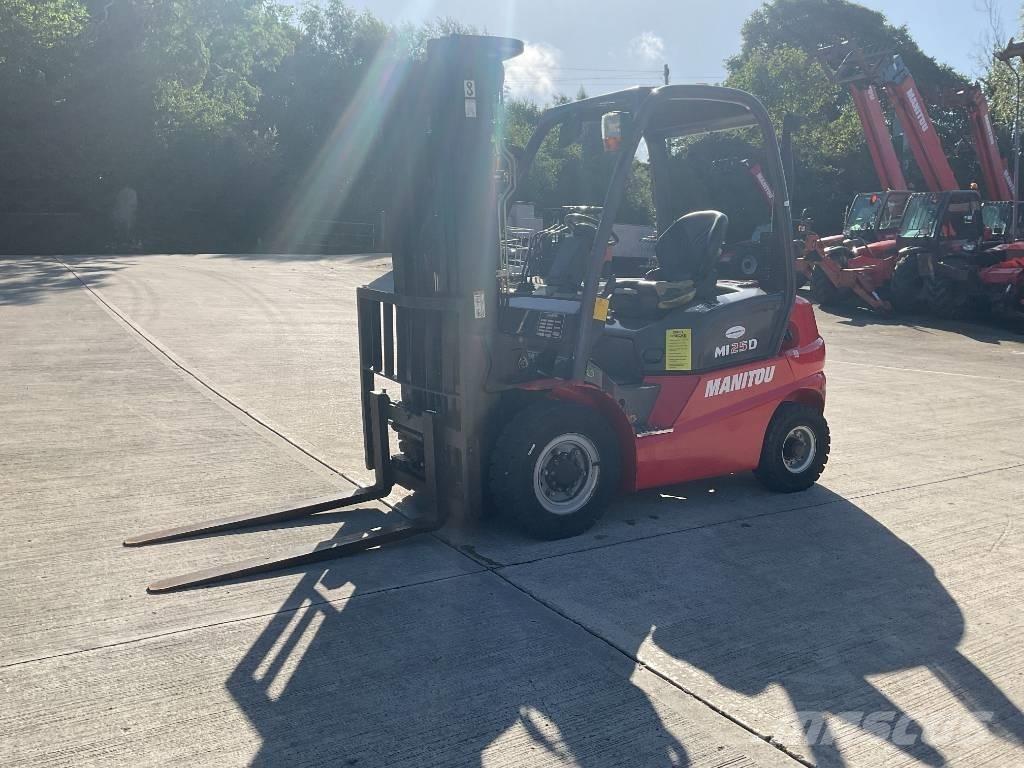 Manitou MI 25 G Carretillas telescópicas