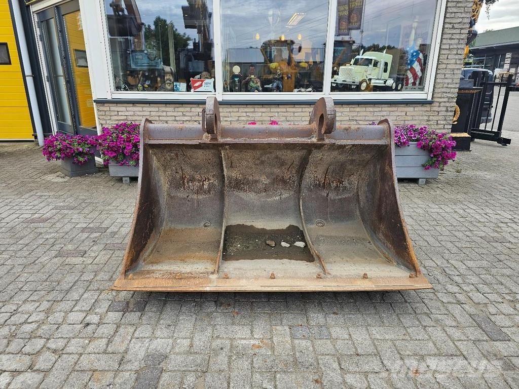  Onbekend Slotenbak Cucharones