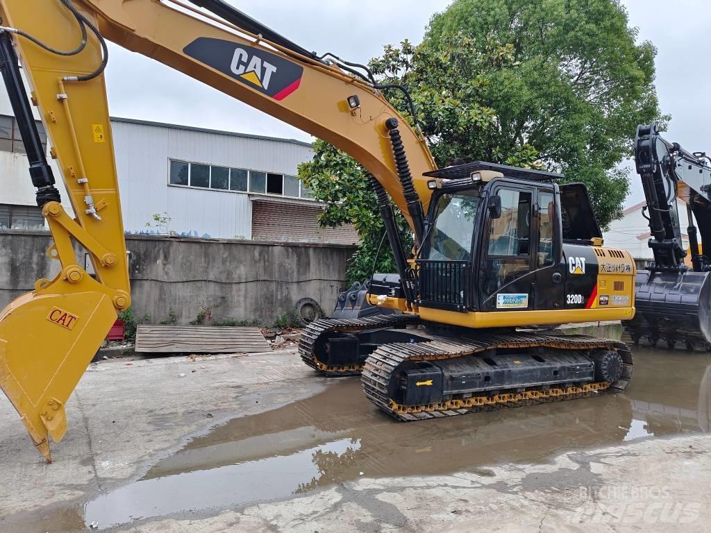CAT 320 D2 Excavadoras de cadenas