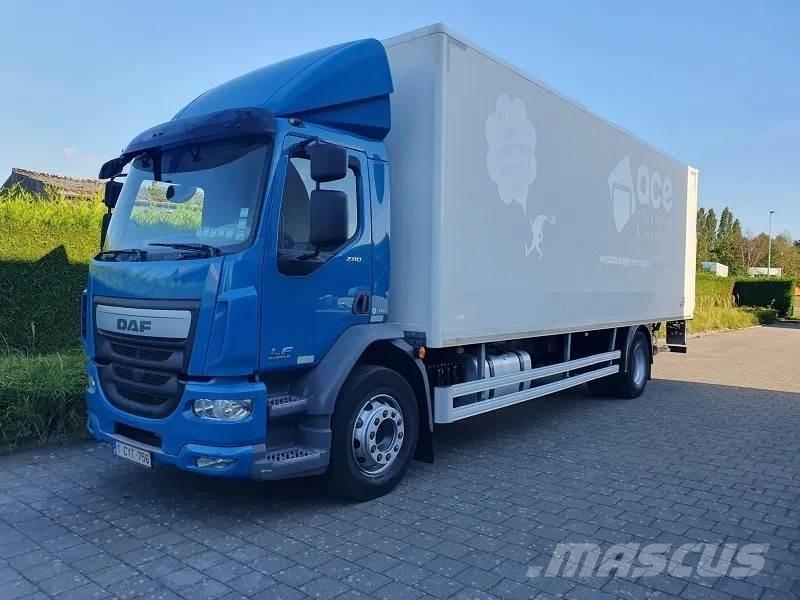 DAF LF 280 Camiones caja cerrada