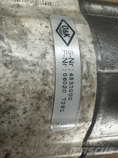 O&K L 15.5 Hidráulicos