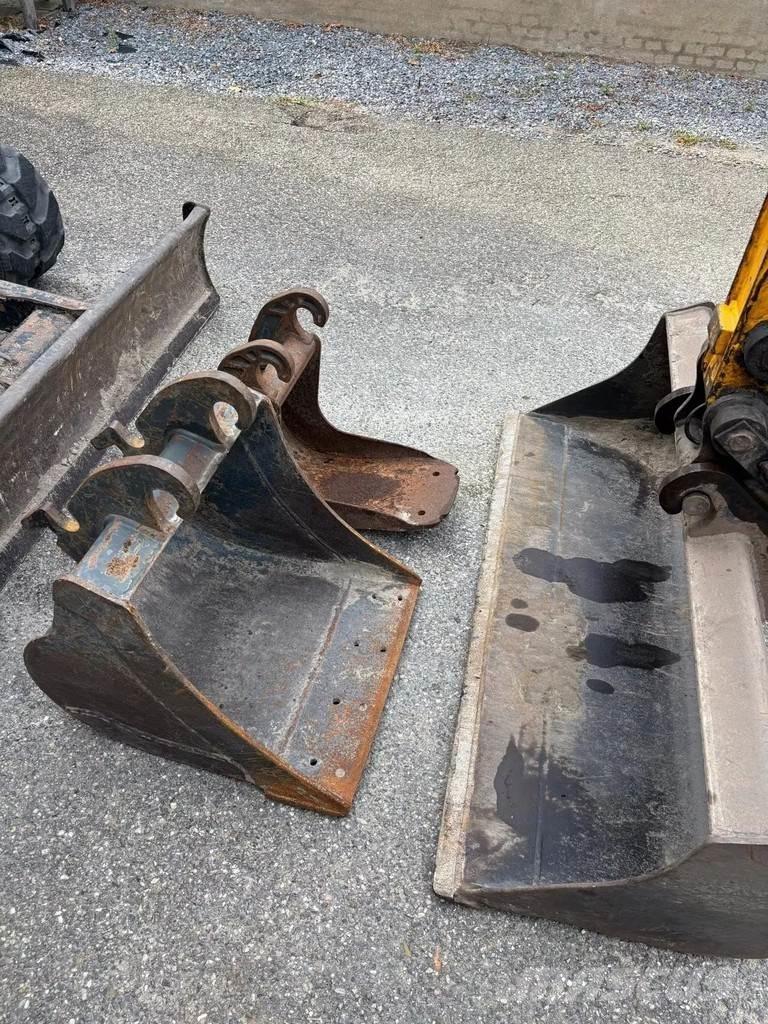 JCB 8026 CTS Mini excavadoras < 7t