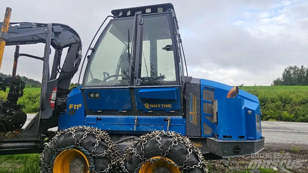 Rottne F11E Autocargadoras