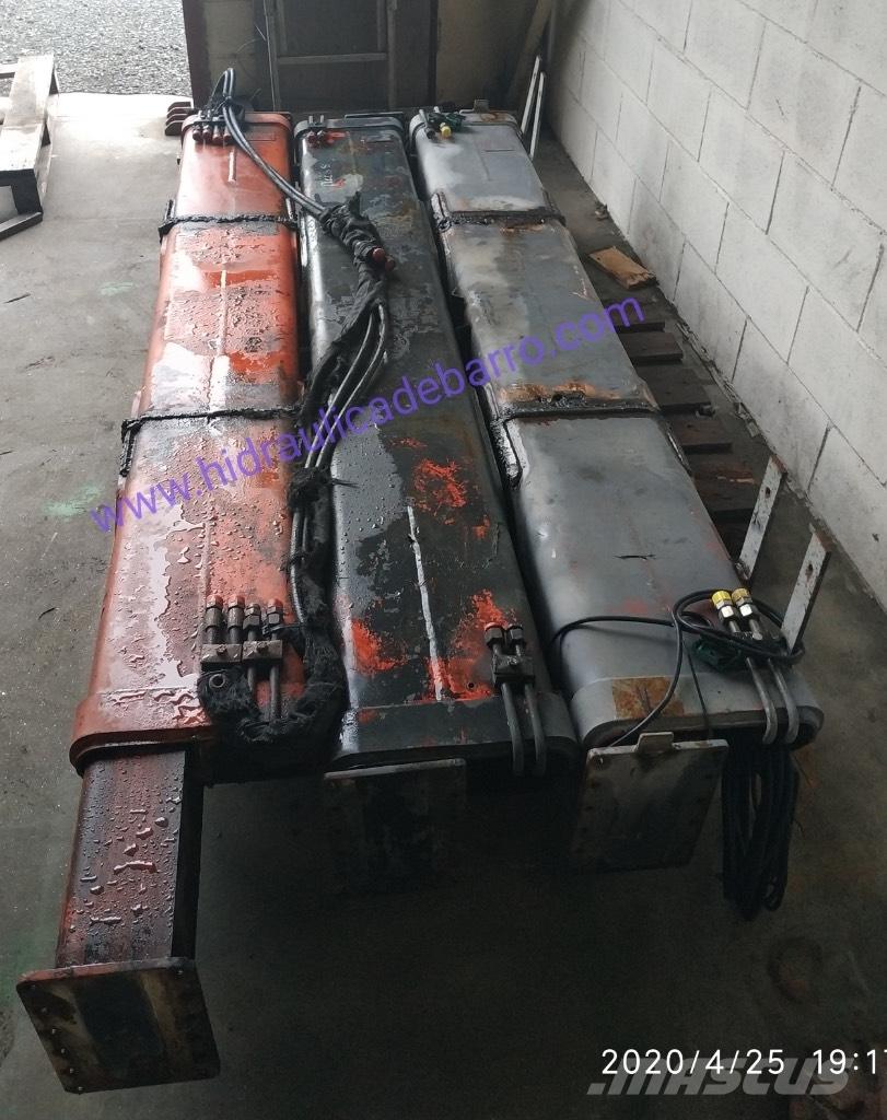 Palfinger BS 877 Grúas cargadoras