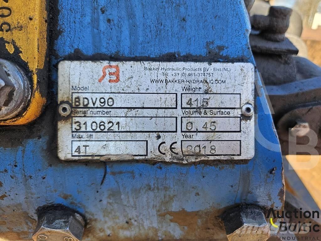 Ginaf X 3335 S Camiones bañeras basculantes o volquetes