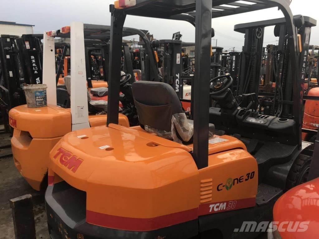 TCM FD 30 Carretillas diesel