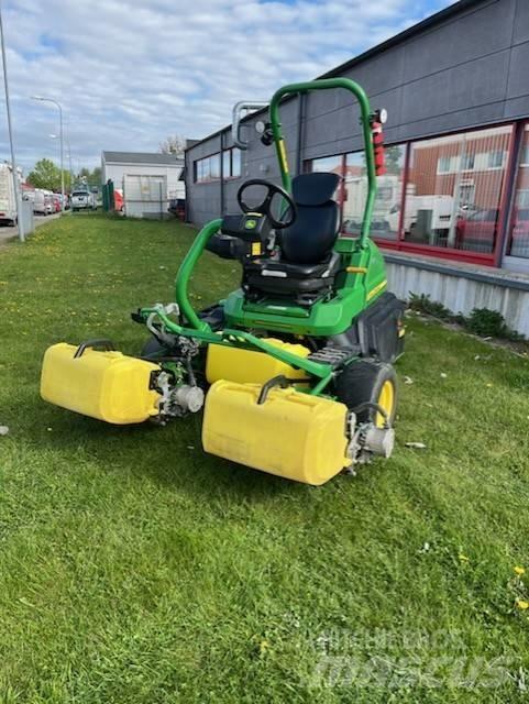John Deere 2750 E Corta-césped de greens