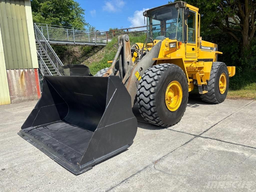Volvo L 120 C Cargadoras sobre ruedas