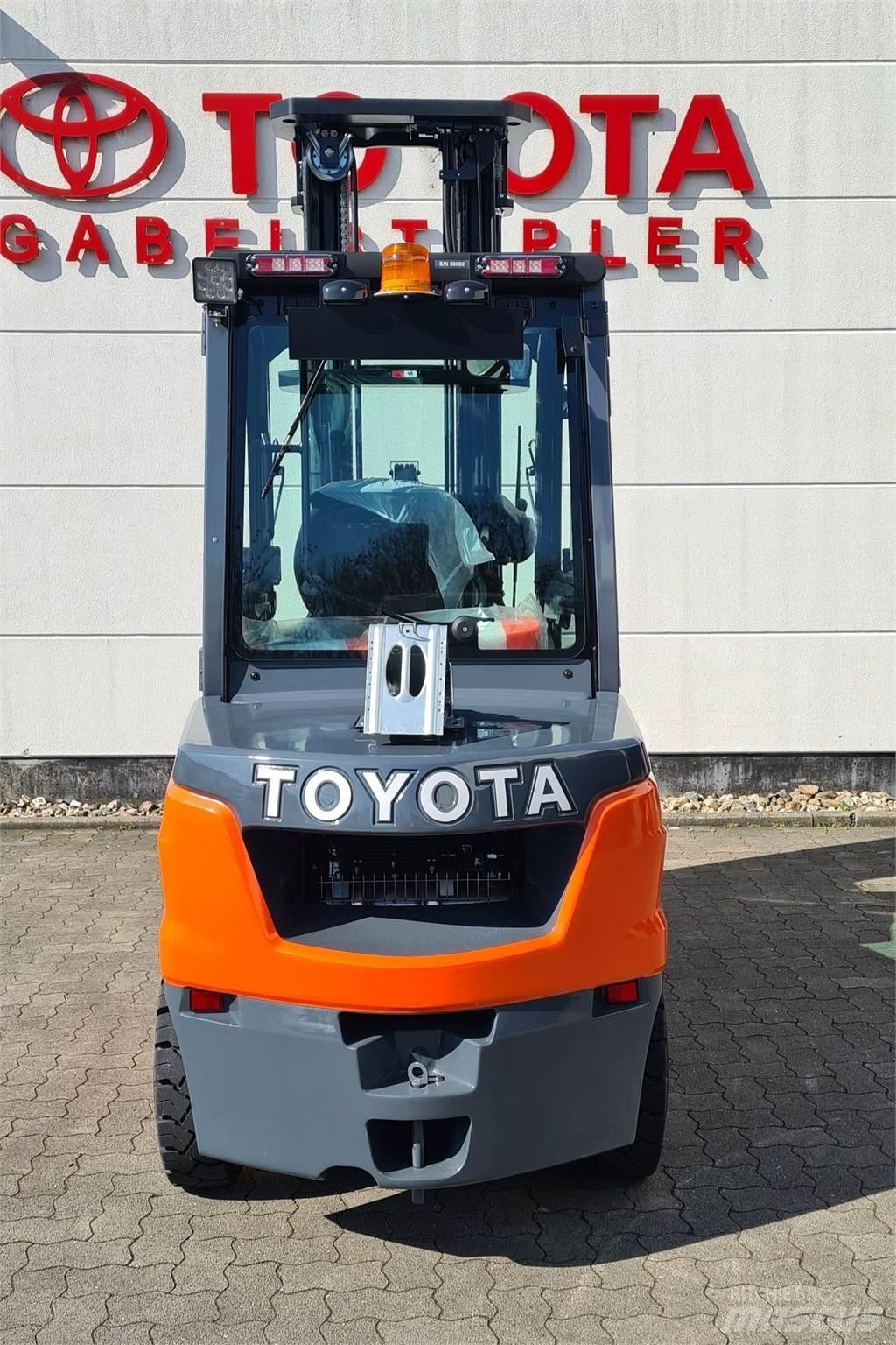 Toyota 52-8FDJF35 Carretillas diesel