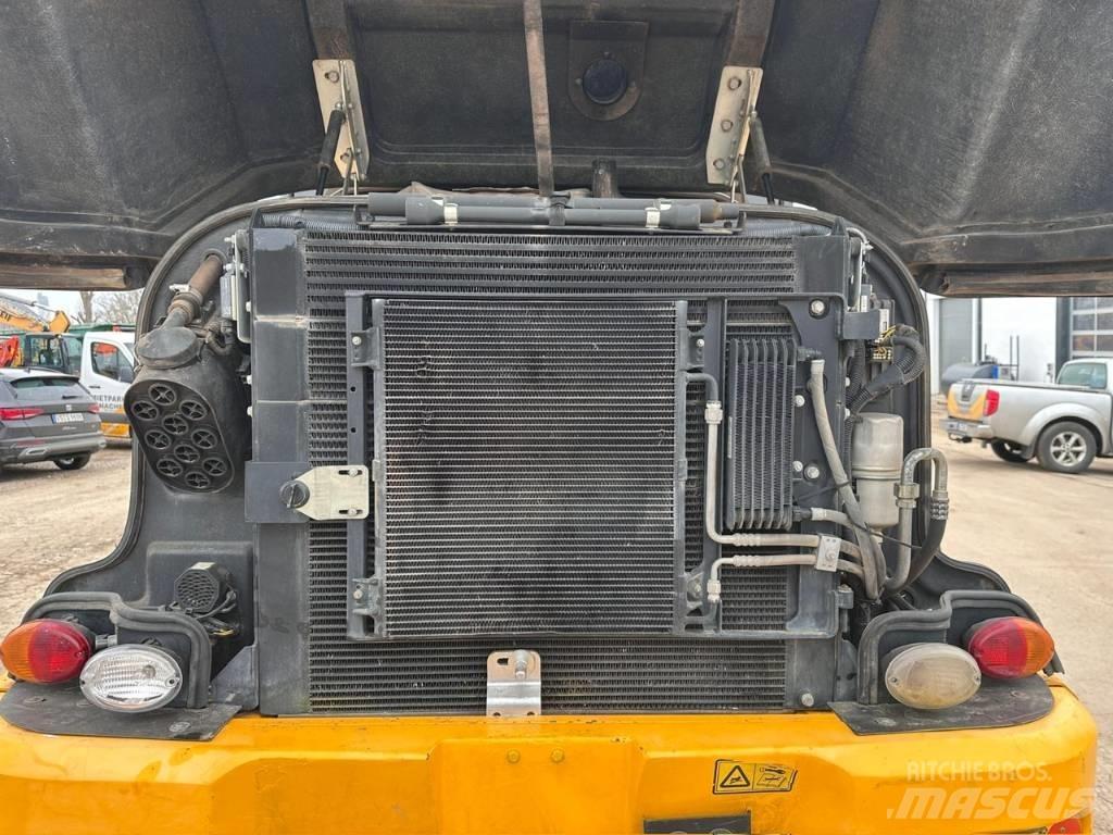 JCB TM 320 S Carretillas telescópicas