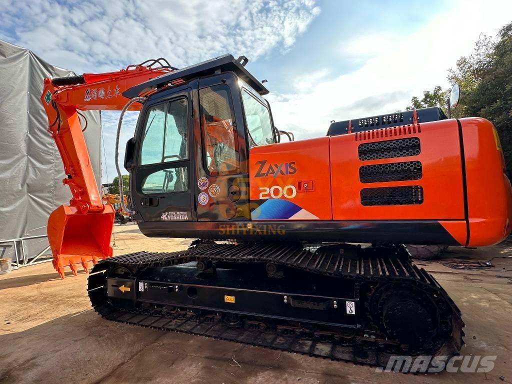 Hitachi EX 200 Excavadoras de cadenas