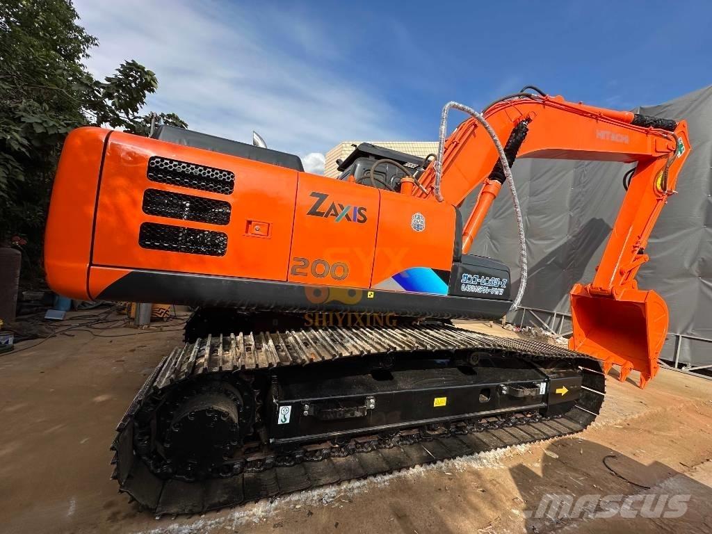 Hitachi EX 200 Excavadoras de cadenas