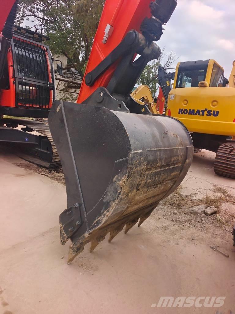 Doosan DX 225 LCA Excavadoras de cadenas
