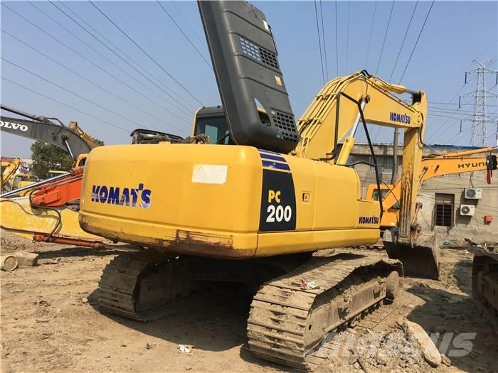 Komatsu PC 200-8 Excavadoras de cadenas
