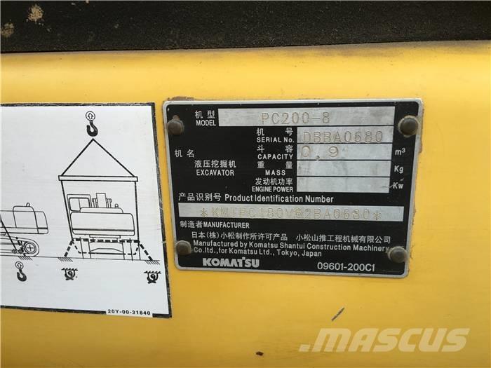 Komatsu PC 200-8 Excavadoras de cadenas