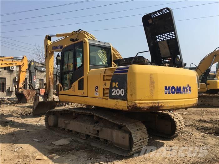 Komatsu PC 200-8 Excavadoras de cadenas