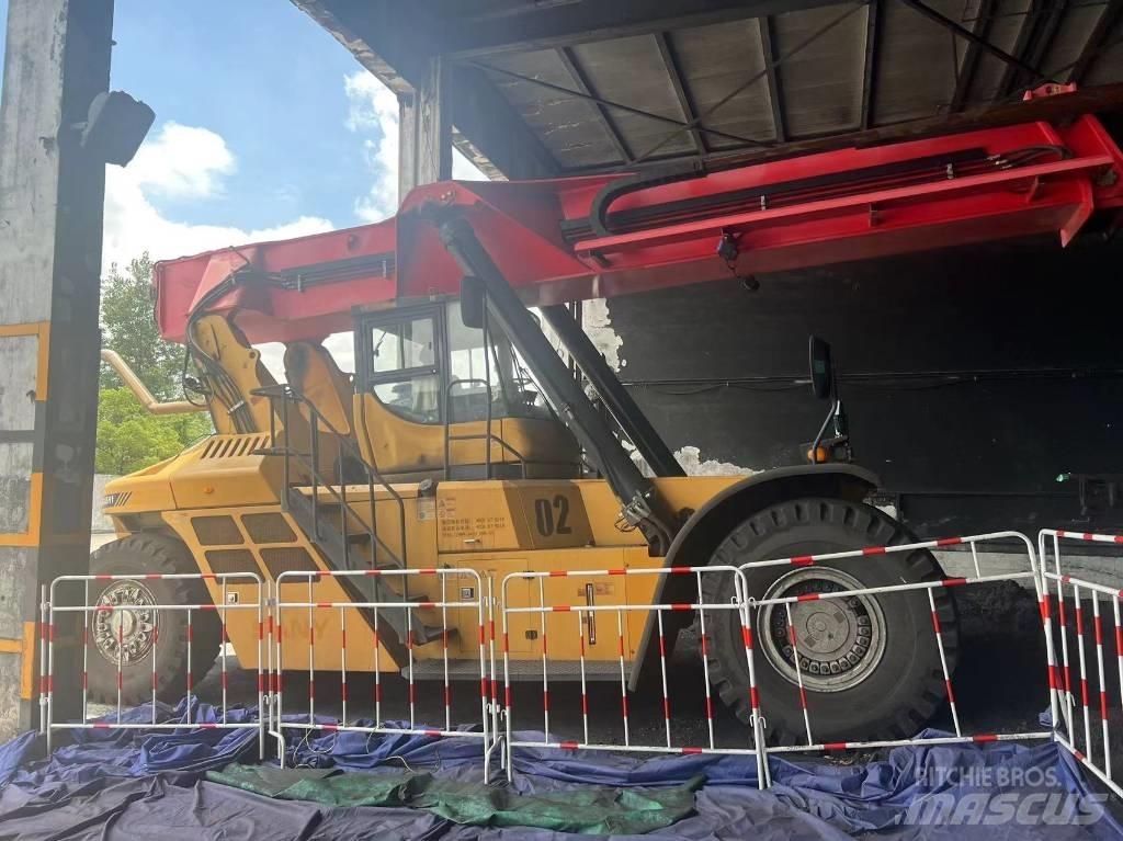 Sany SRSC 45V Manipulador de contenedores
