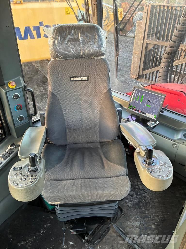 Komatsu 860.4 Autocargadoras