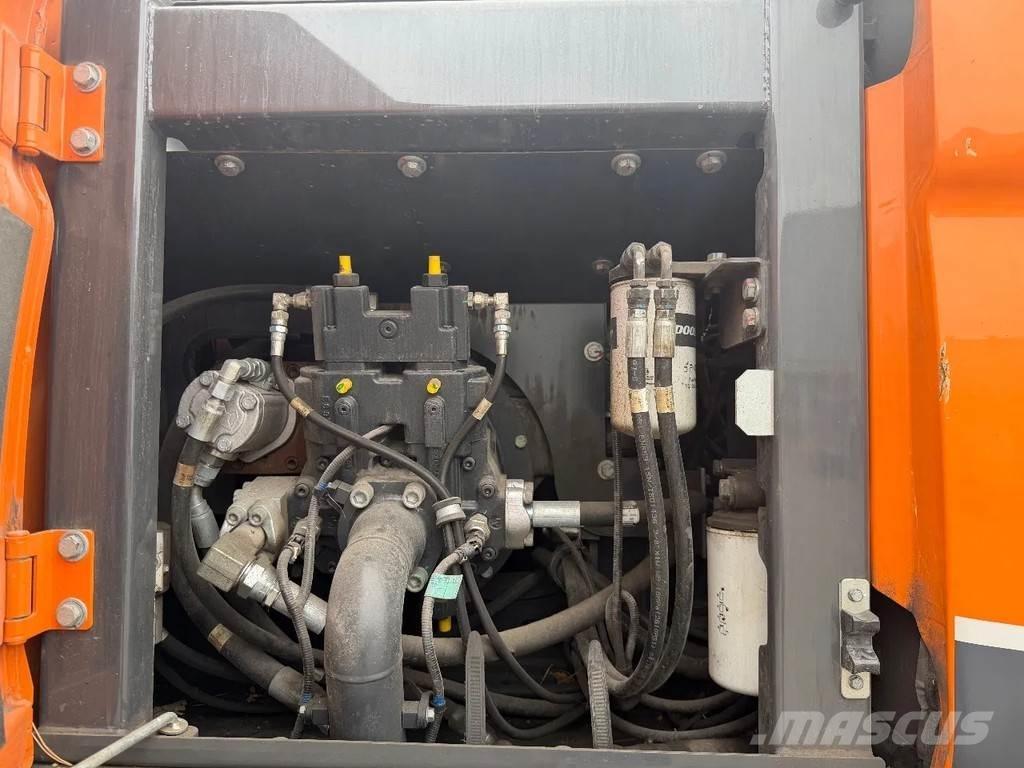 Doosan DX170W-5 Excavadoras de ruedas