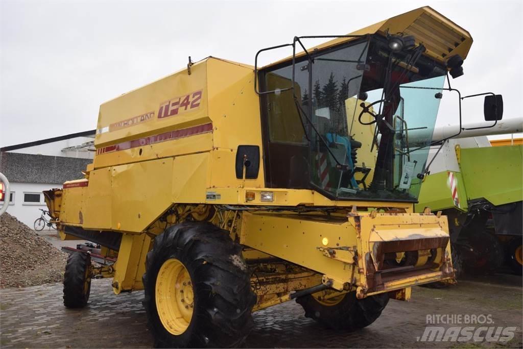 New Holland TF 42 Cosechadoras combinadas