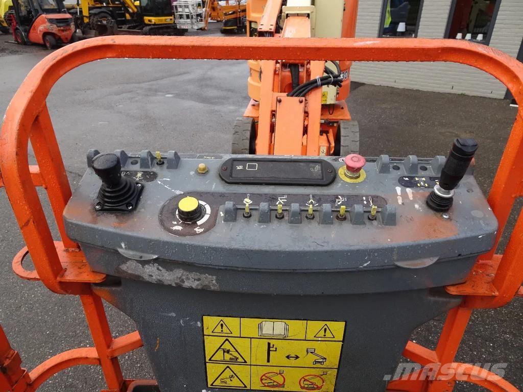 JLG E300AJP Plataforma de trabajo articulada
