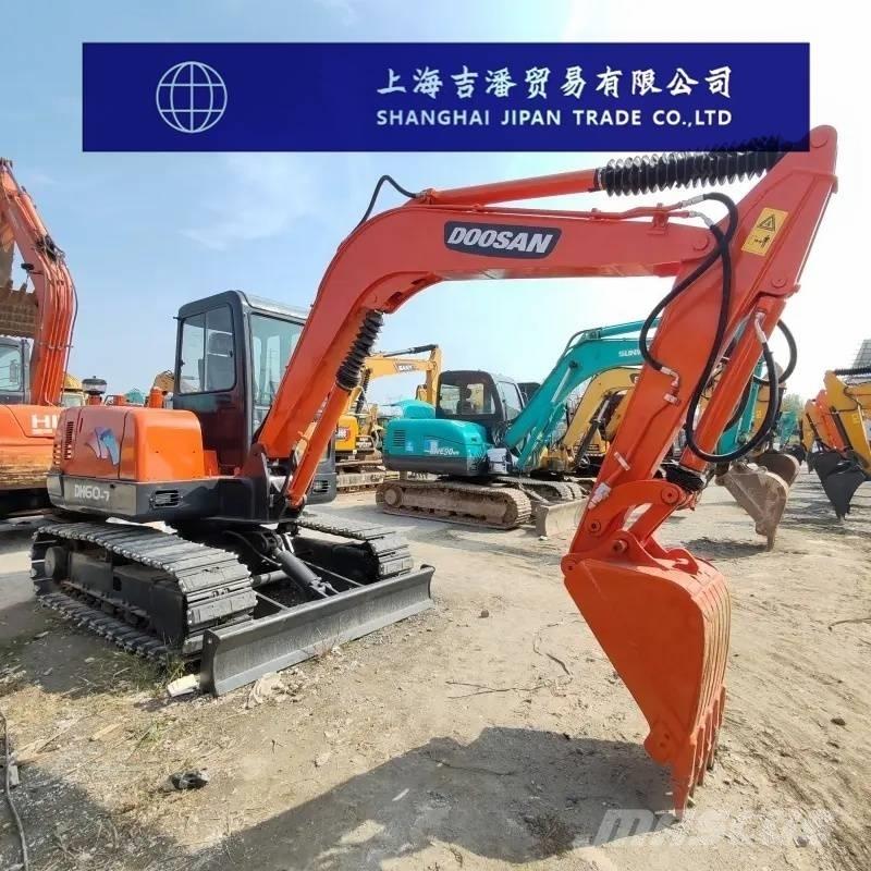 Doosan DH 60-7 Mini excavadoras < 7t