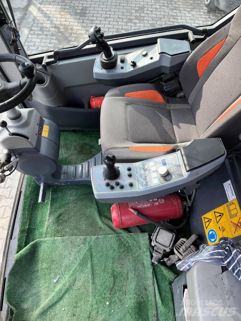 Wirtgen WR 240i Equipos para la estabilización de suelos y reciclaje de asfalto