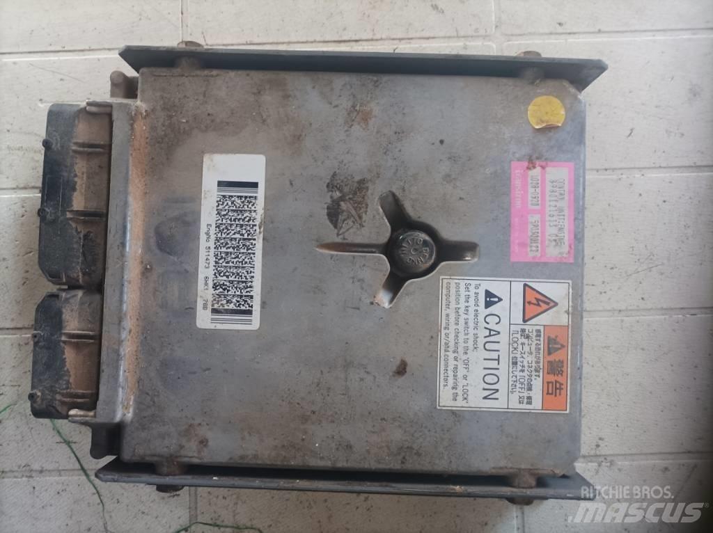Hitachi ZX 350 LC-6 Electrónicos