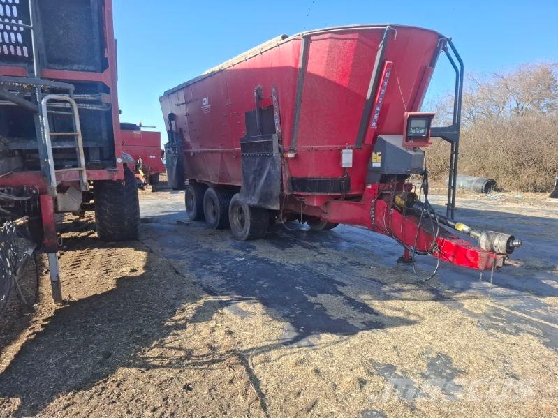 JF FEEDER VM 38 Alimentador de animales