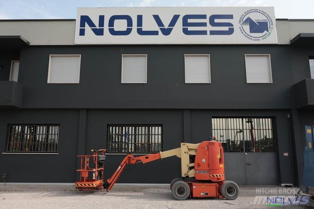 JLG E300AJP Plataforma de trabajo articulada