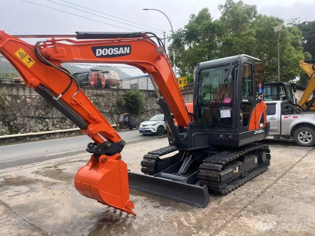 Doosan DX55-9C Mini excavadoras < 7t