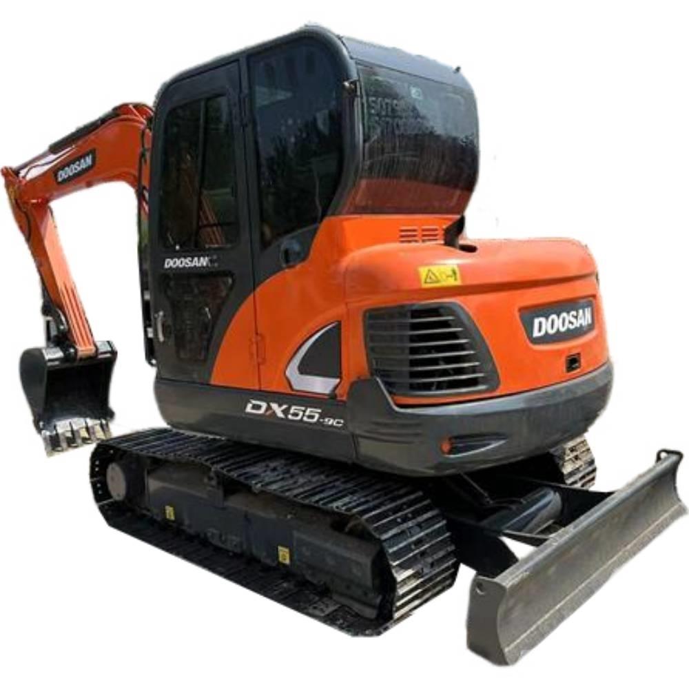Doosan DX55 Excavadoras de ruedas