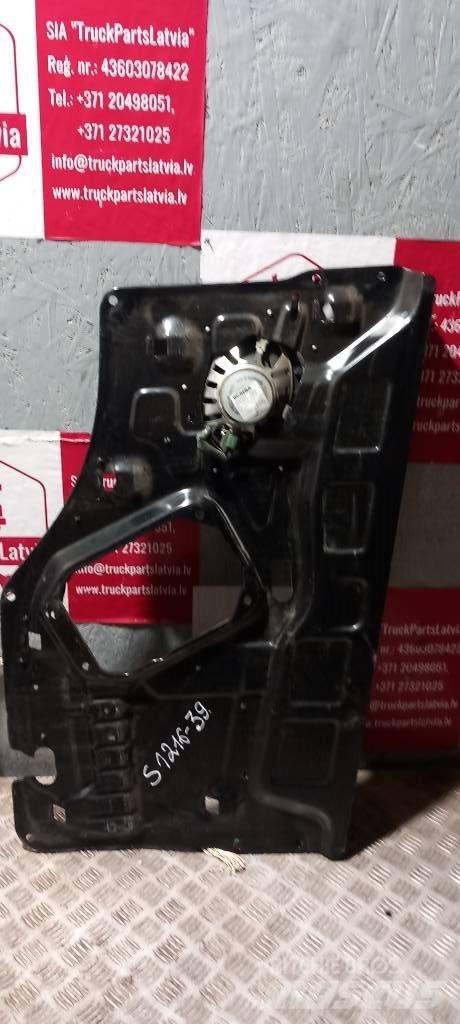 Scania R 440  1534512 Cabinas e interior