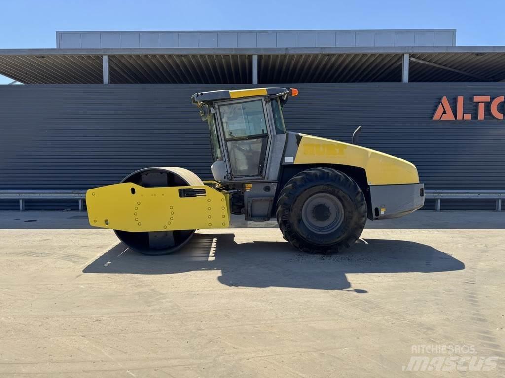 Dynapac CA3500D Rodillos de un solo tambor