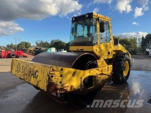 Bomag BW 216 DH-4i Rodillos de un solo tambor