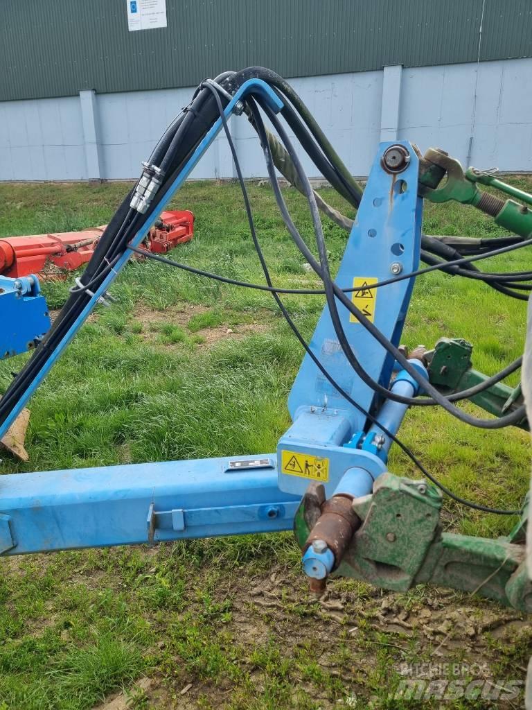 Lemken EuroTitan 10 Arados reversibles suspendidos