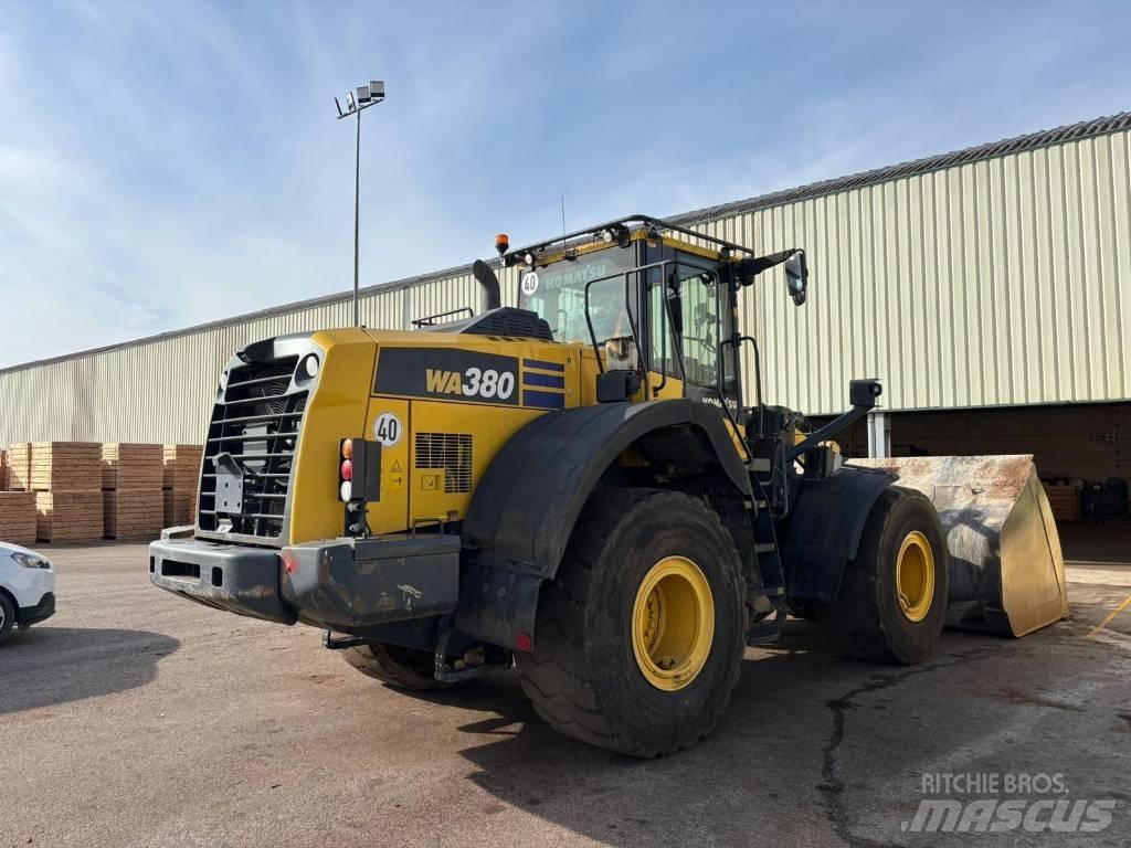 Komatsu WA 380-8 Cargadoras sobre ruedas