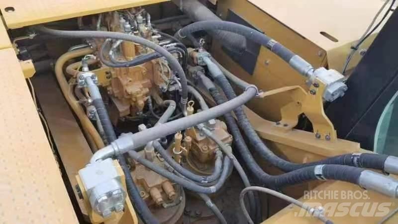 CAT 2022 CAT 350 Excavadoras de ruedas